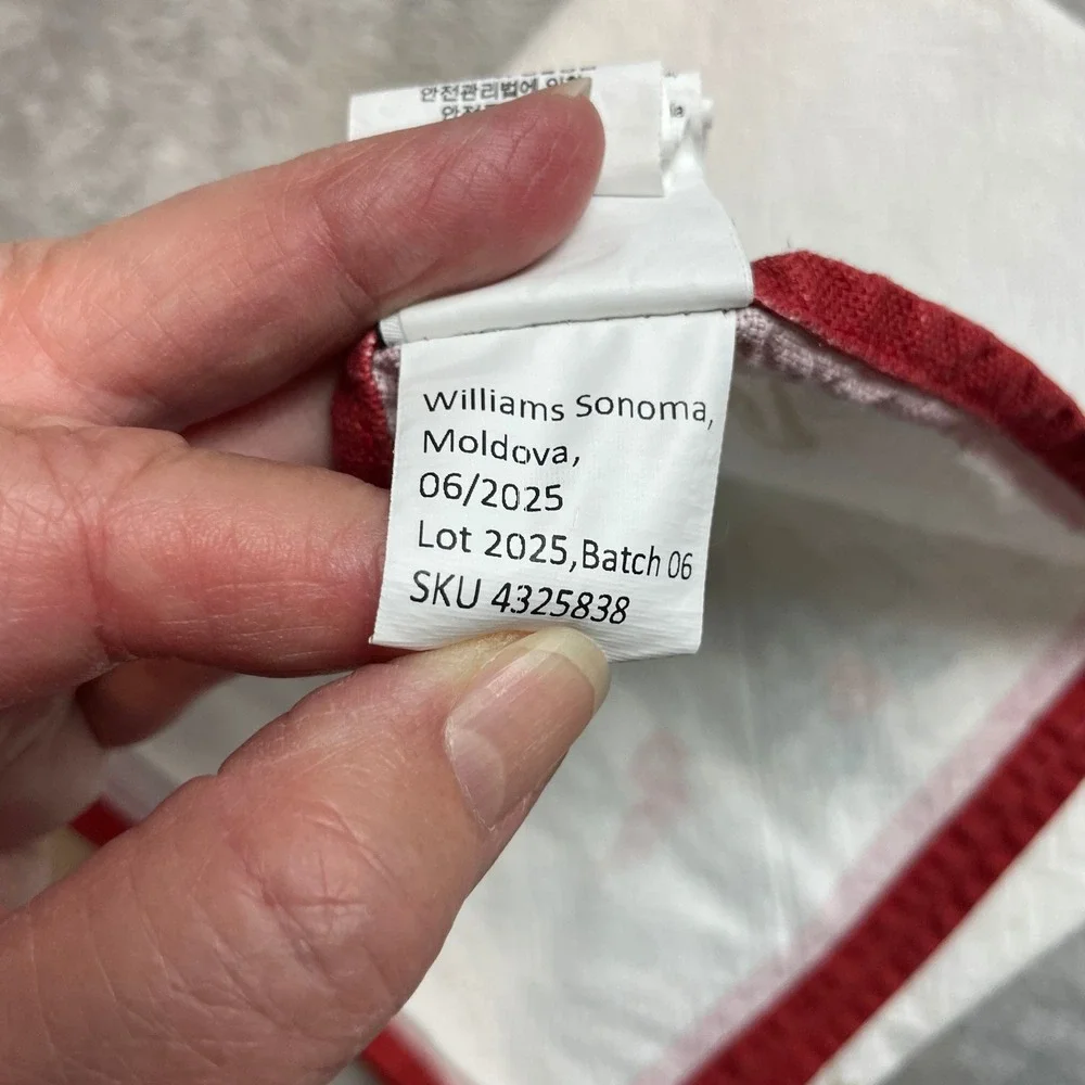 Williams Sonoma Holiday Tea Towel 19.5